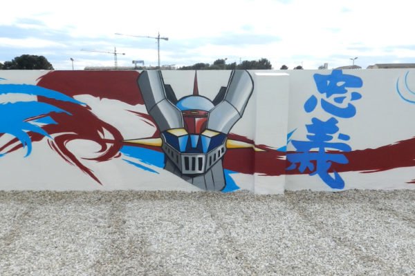 graffiti-mazinger-z-en-atico-de-valencia Graffiti de Mazinger Z en ático de Valencia