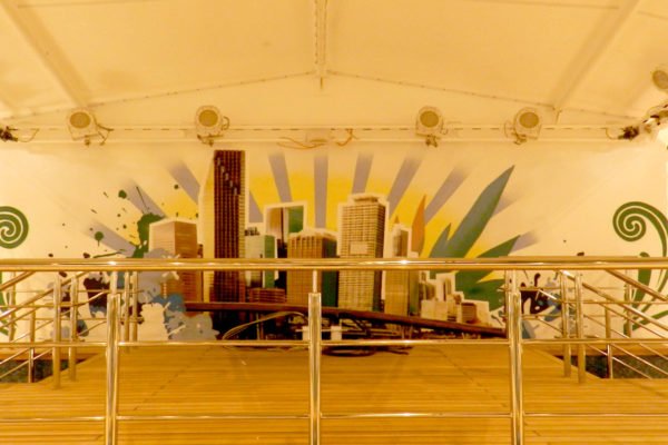 graffiti-de-miami-en-barco Graffiti mural en escenario de crucero