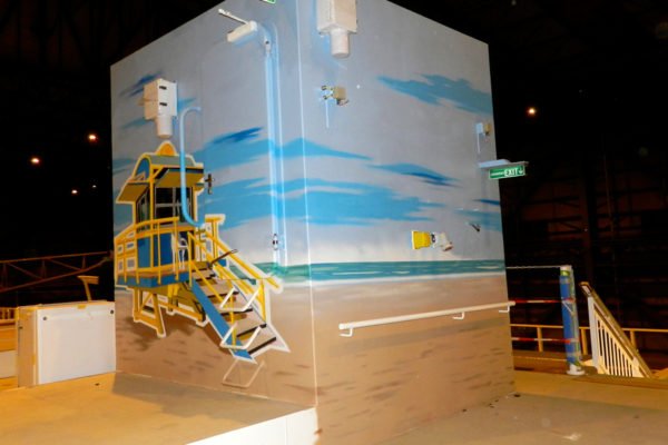 graffiti-de-caseta-de-playa-2 Caseta de playa pintada con graffiti