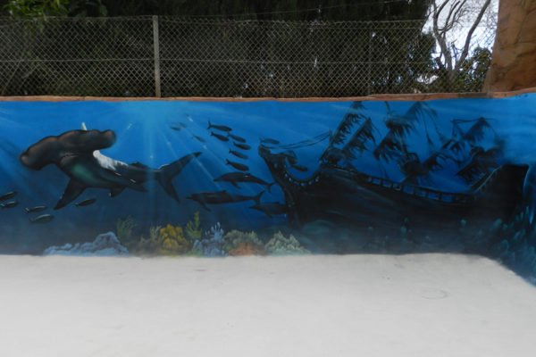 Barco-hundido-graffiti Graffiti de paisaje marino con barco hundido
