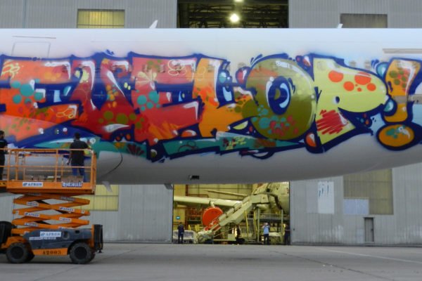 Graffiti-en-avion-10 Graffiti en avión de Evelop!