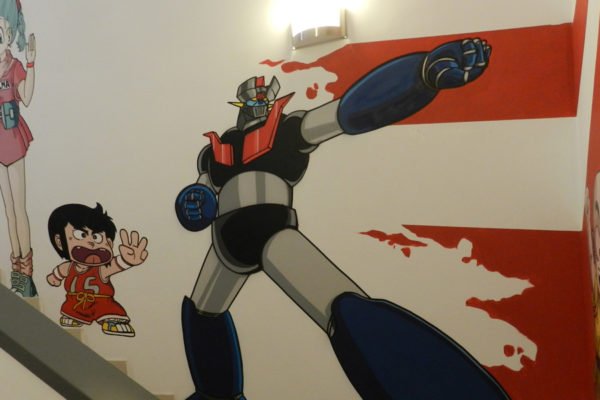 Graffiti-mural-Mazinger-Chicho-y-Bulma-en-Madrid Mural de Mazinger Z y Chicho Terremoto