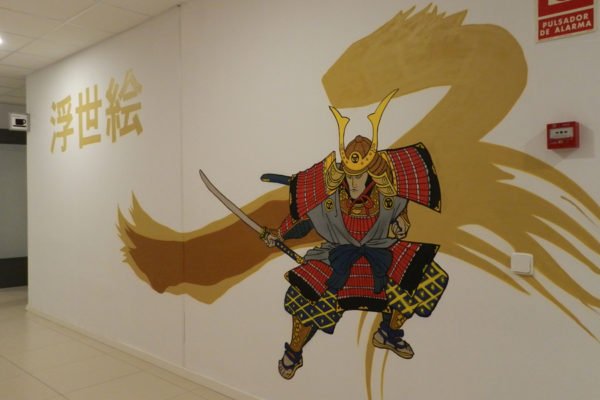 Graffiti-samurai-ukiyoe-Madrid Graffiti profesional de samurái en oficina
