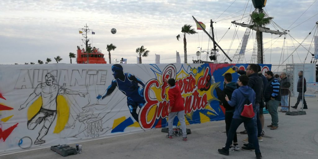 Grafiti-colaborativo-en-evento-en-Alicante Graffiti colaborativo en evento en Alicante