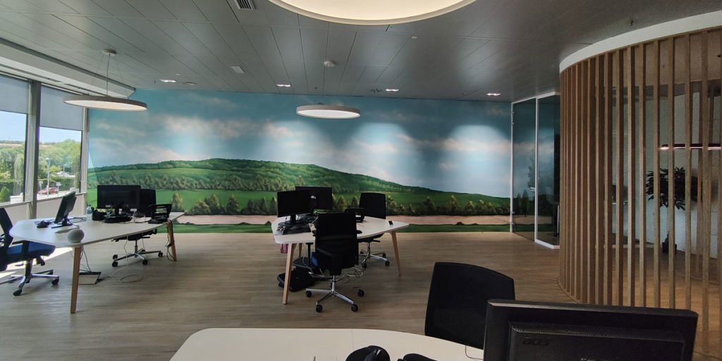 Mural-de-paisaje-en-oficina-de-Pozuelo-de-Alarcón Mural de paisaje en oficina de Pozuelo de Alarcón