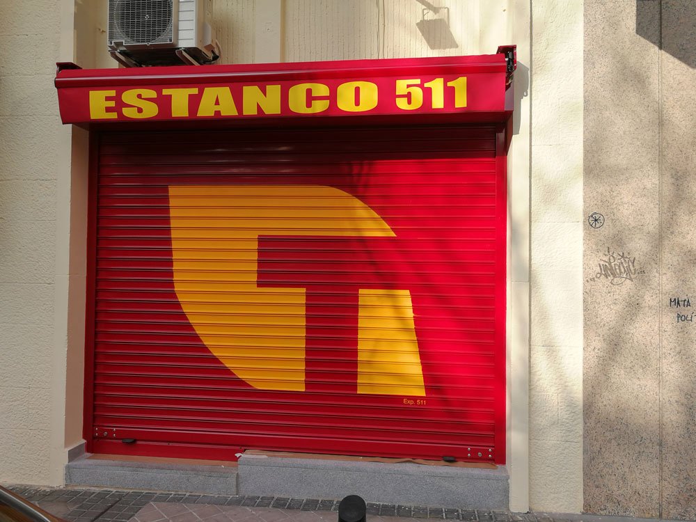 graffiti-cierre-metalico-estanco