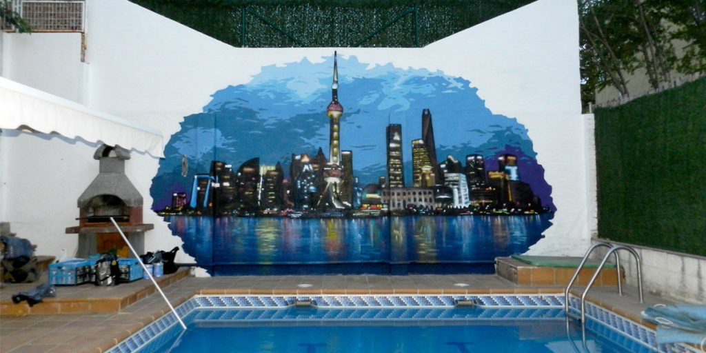 graffiti-con-paisaje-de-shangai-en-piscina-de-Madrid Graffiti de Shangai en piscina de Pozuelo de Alarcón