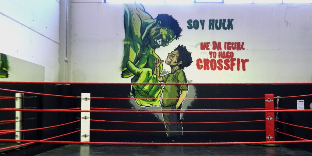 Graffiti de Crossfit de Hulk en Rivas