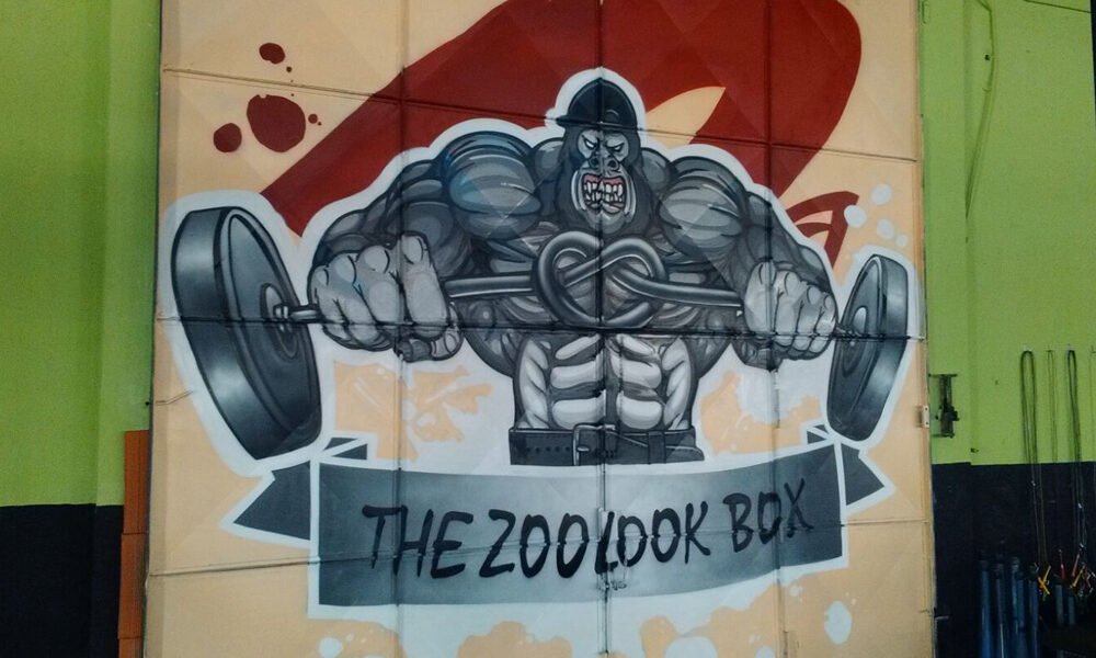 graffiti-de-gorila-en-box-de-crossfit-en-madrid Graffiti de gorila en box de CrossFit en Madrid