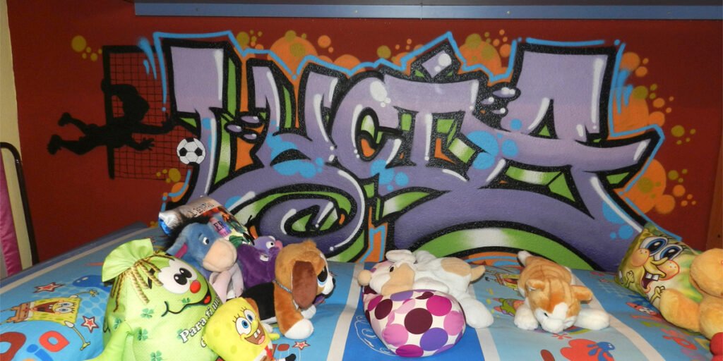 Graffiti de Lucía en habitación en Madrid