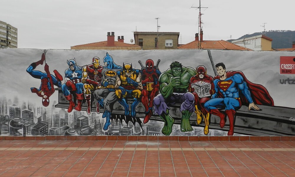 graffiti-de-superheroes-en-terraza-de-box-de-crossfit-en-bilbao Graffiti de superhéroes en terraza de gimnasio en Bilbao