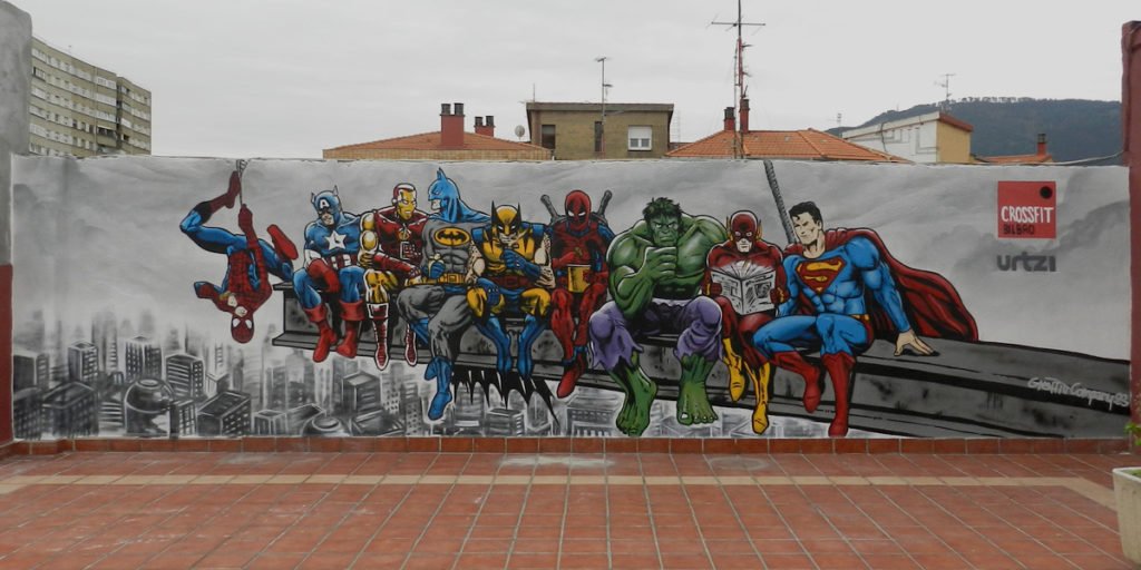 graffiti-de-superheroes-en-terraza-de-box-de-crossfit-en-bilbao Graffiti de superhéroes en terraza de gimnasio en Bilbao