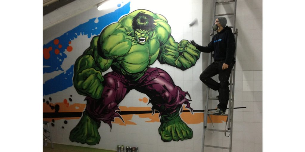 graffiti-profesional-de-hulk-en-box-de-crossfit Graffiti profesional de Hulk en gimnasio de Segovia