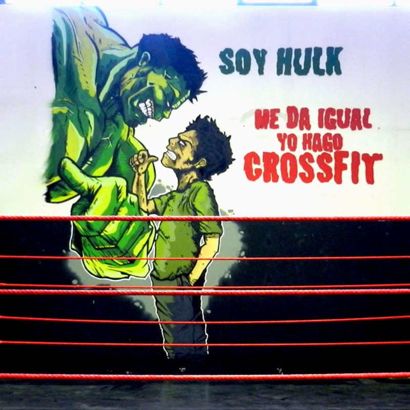 Graffitis y murales en box de CrossFit